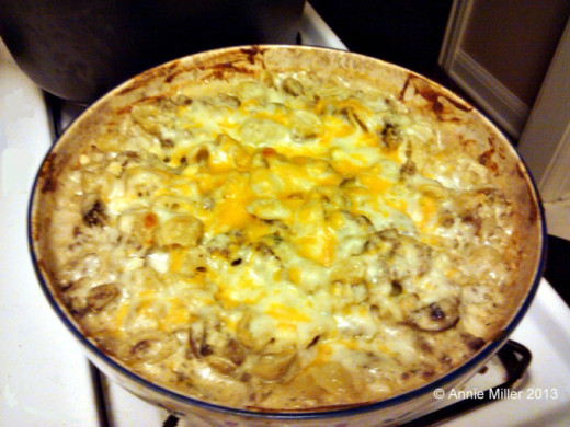 Creamy Mushroom and Hamburger Macaroni and Cheese
