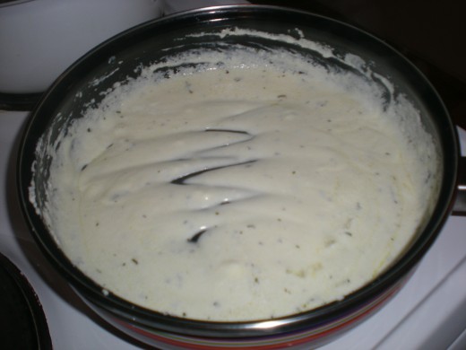 Sauce with sour cream