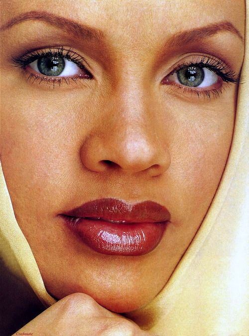 Vanessa Williams has been used as model for various advertisements including L;Oreal. She is considered one of the most beautiful actresses.
