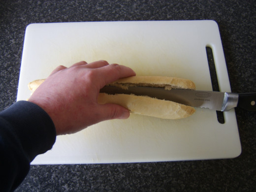 Easy way to evenly half a baguette