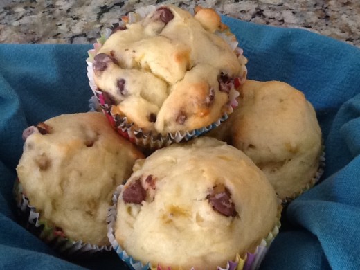 This recipe is easy to adapt for muffins too! Just pour into muffin cups (about 3/4 full) and bake at 400 degrees for 20 minutes.