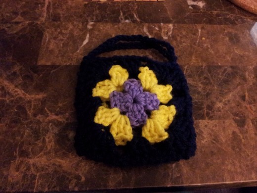 I wanted to use red yarn instead of lavender but didn't had much of red yarn :(