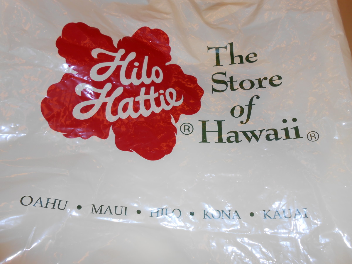 Shopping bag from Hilo Hatties