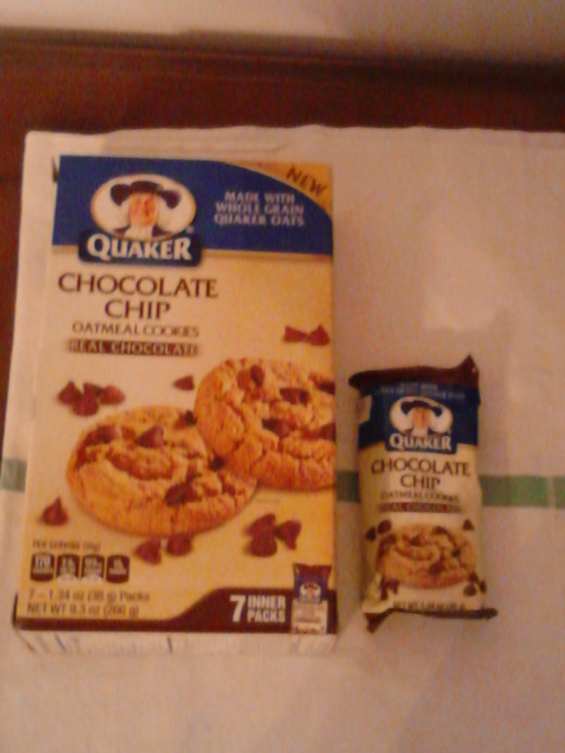 Inner and outer package side by side.