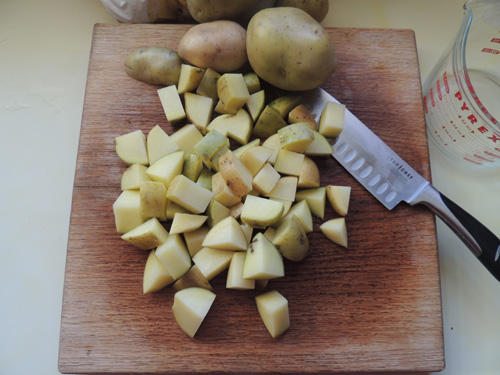 dice yellow potatoes into 1 inch cubes
