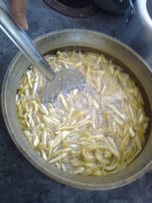 When the pieces are crispy remove from Oil.