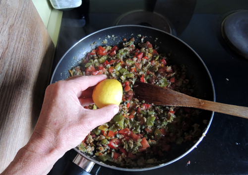 add lime juice to the pan