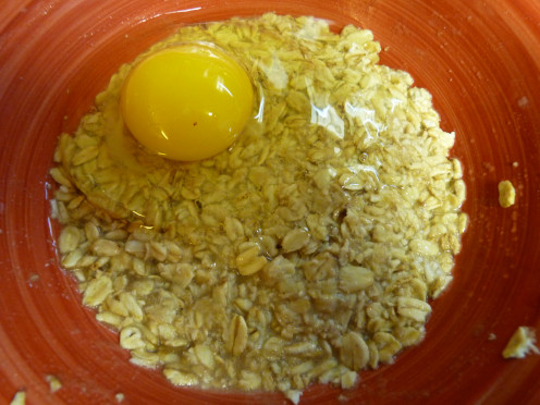 Add 1 large whole egg to the oatmeal. 