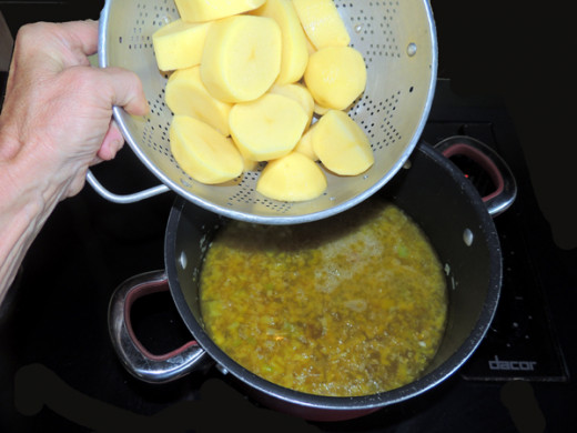 taters to pan