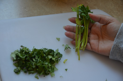 Discard the large stem pieces.
