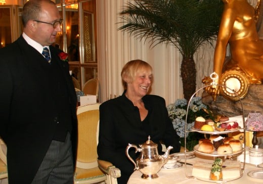 tea time - palm court - ritz hotel 