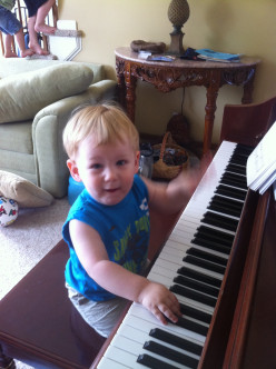 How to Help Your Child Successfully Learn to Play a Musical Instrument