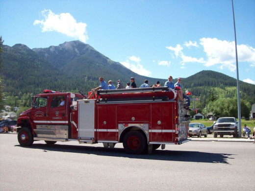Firetruck - Backside of Turtle Mountain - 2010 Thunder in the Valley Parade