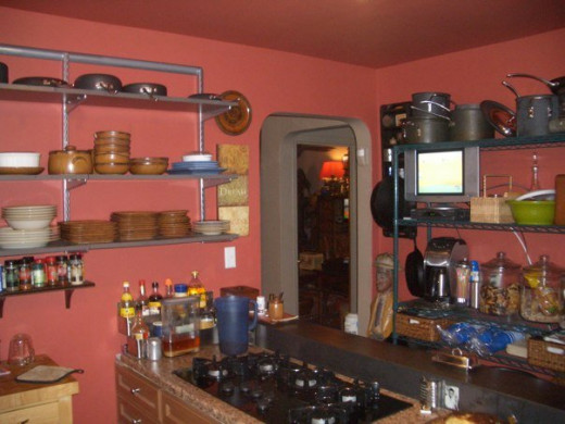 A delightful and efficient looking Kitchen.