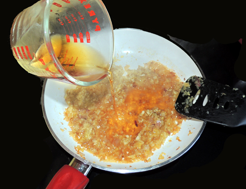 deglaze with brandy, remove from pan and set aside