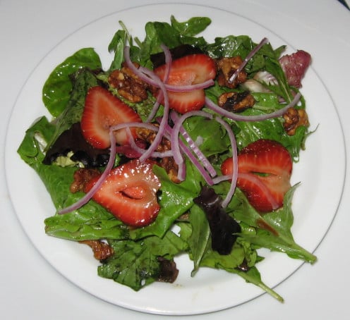 Relieve premenstrual symptoms with a delightful strawberry and walnut salad.