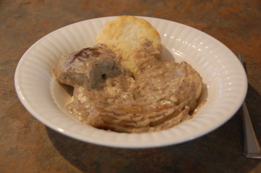 Easy, peppery sausage gravy with biscuits