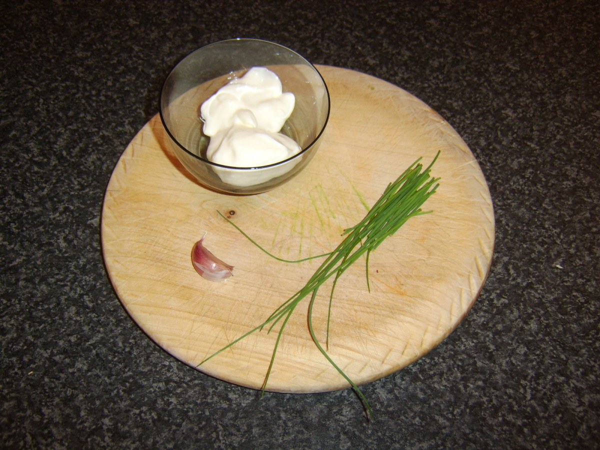 Mayo, chives and garlic