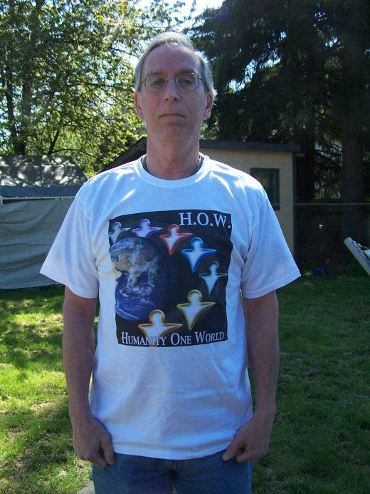 Proudly wearing my H.O.W. tshirt...why I look so grumpy is beyond me.
