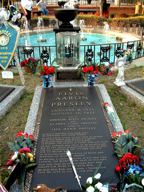 The Grave of Elvis Presley