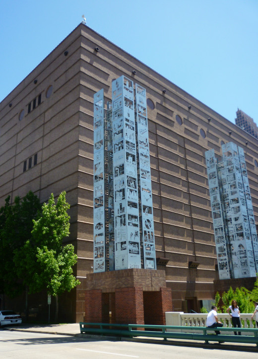 Artist Sculptures and Sculptural Art in Downtown Houston, Texas hubpages