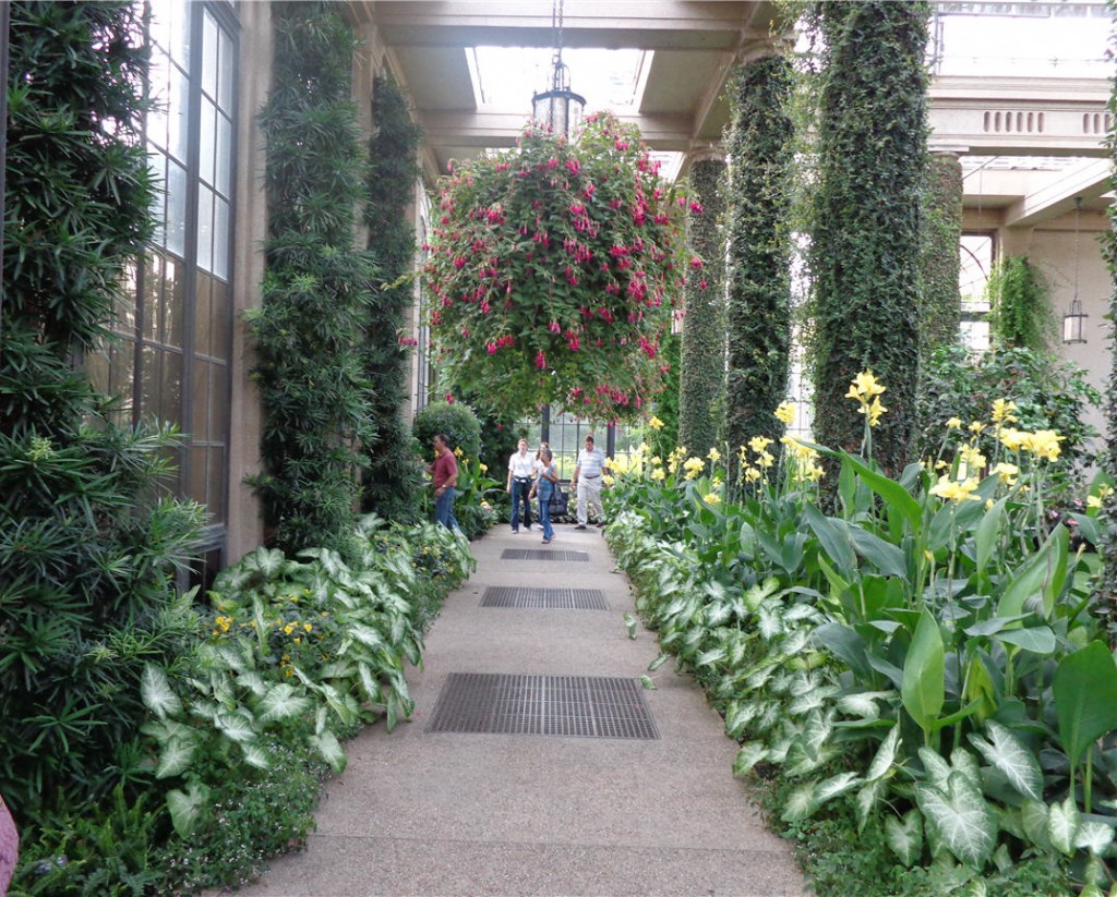 Longwood Gardens Fountains and Fireworks in Square Pennsylvania