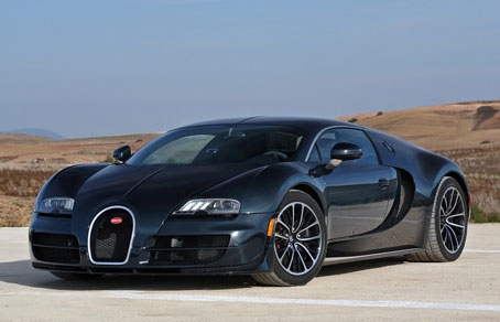 Black Bugatti Veyron super sport