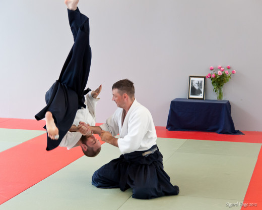 Kokyu Nage can be performed from Suwari Waza (seated) position