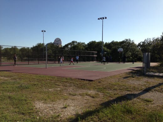 Cedar Park TX Memorial Park  - Basket  Ball Courts