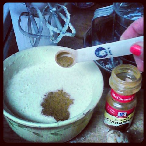 1/2  teaspoon of cinnamon to mix.