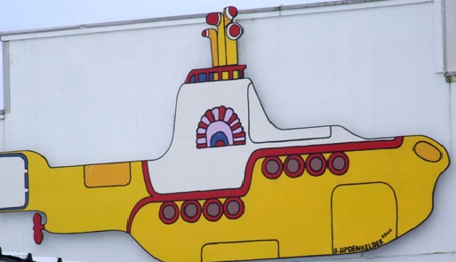 "Yellow Submarine" Attribution-ShareAlike 2.0 Generic (CC BY-SA 2.0)
