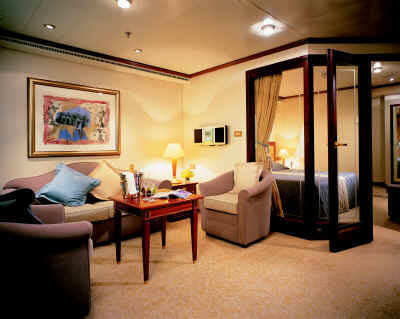 A Silversea suite (about.com)
