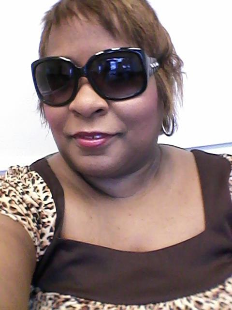 That's me waiting on my Aunt at a Dentist office, 2012