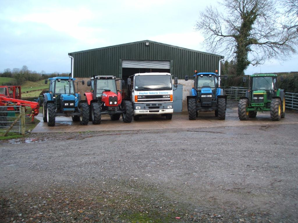 Stephen Roberts Tractors