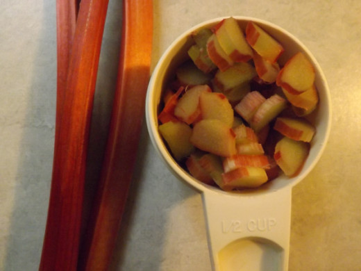 Measure thinly sliced rhubarb to 1/2 cup (about 3 stalks)