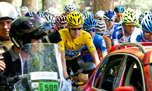 Bradley Wiggins in the yellow GC leaders jersey at the 2012 Tour De France