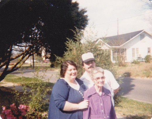 Sharon, Steve, and Granny Eula Jones  in Mississippi