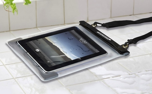 Use Tunewear Waterwear in the kitchen to search for recipes. Control the touch screen without worrying about getting iPad wet or dirty. Bring it with you when you take a bath or go outdoors by the pool or to the beach. 