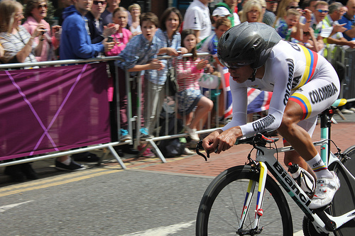 Fabio Duarte (Colombia) at the London 2012 Olympics using an aerodynamic water bottle to save vital seconds