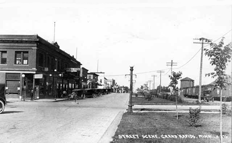 3rd St. looking West 1925