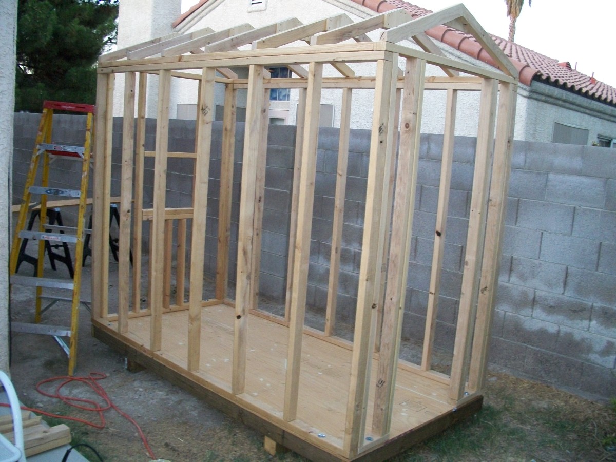 Framing the Roof for a Shed Style Dog House with Air 