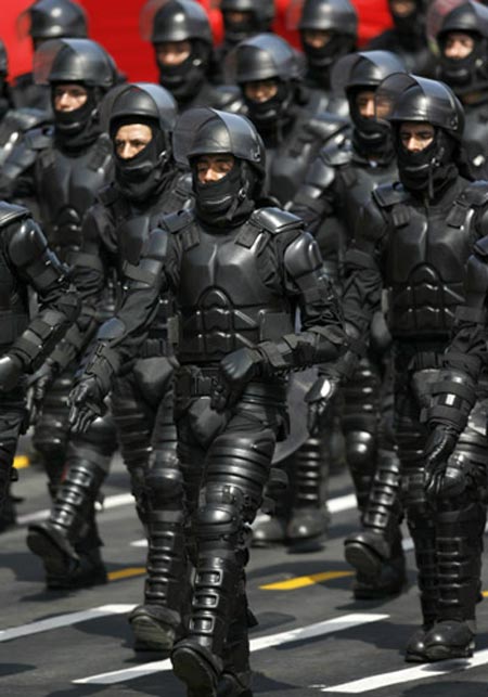 An android army? no, Peruvian anti-riot police