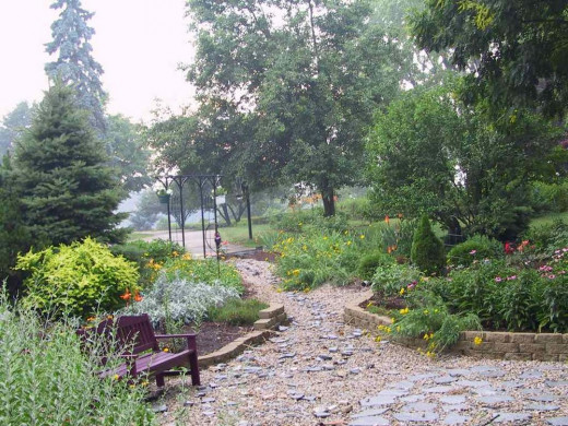 The flower garden at River Gardens Bed & Breakfast