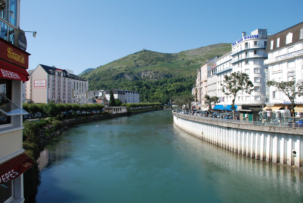Gave de Pau, Lourdes