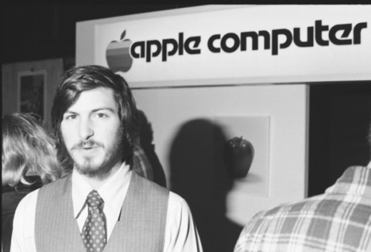 Apple II Debut   04/16/77