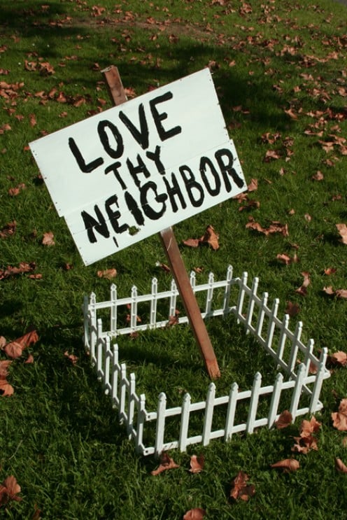 25 Ways to Annoy Your Neighbors | Dengarden