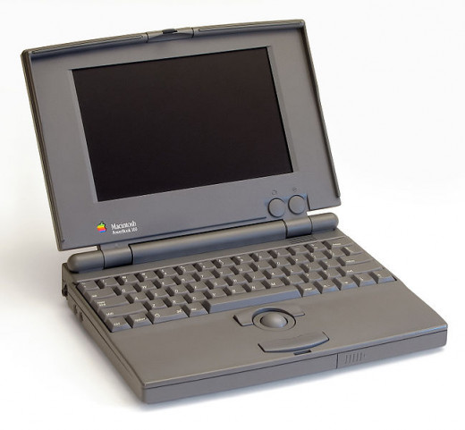 Powerbook 100, the first Apple laptop (100 Series)