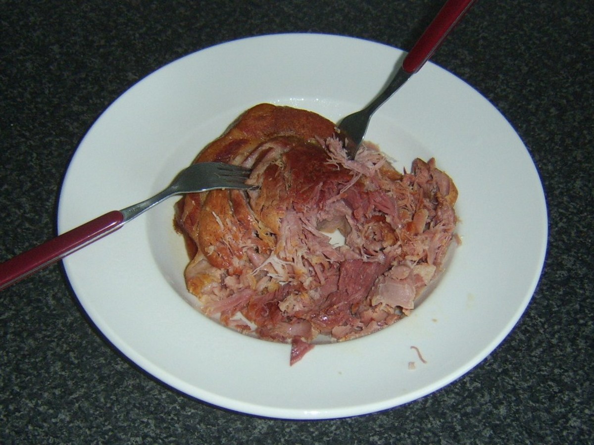 Shredding roast ham
