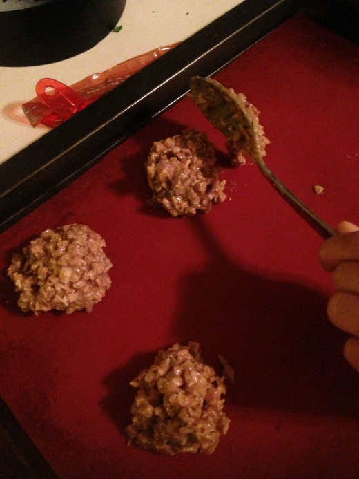 Use a tablespoon to form cookie balls