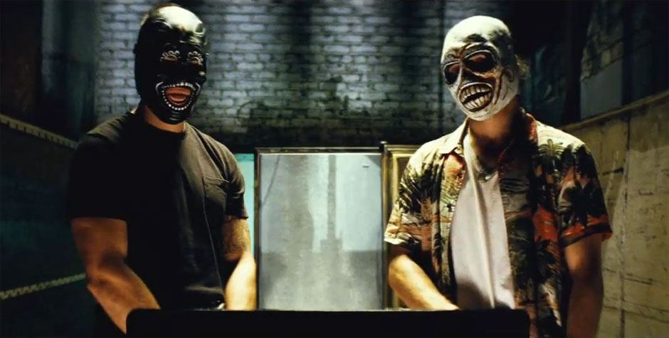 savages movie mask scene